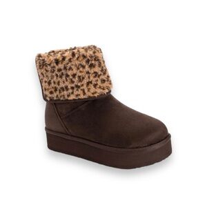 Muk Luk Adelle Leopard Print Brown Boots Size 7